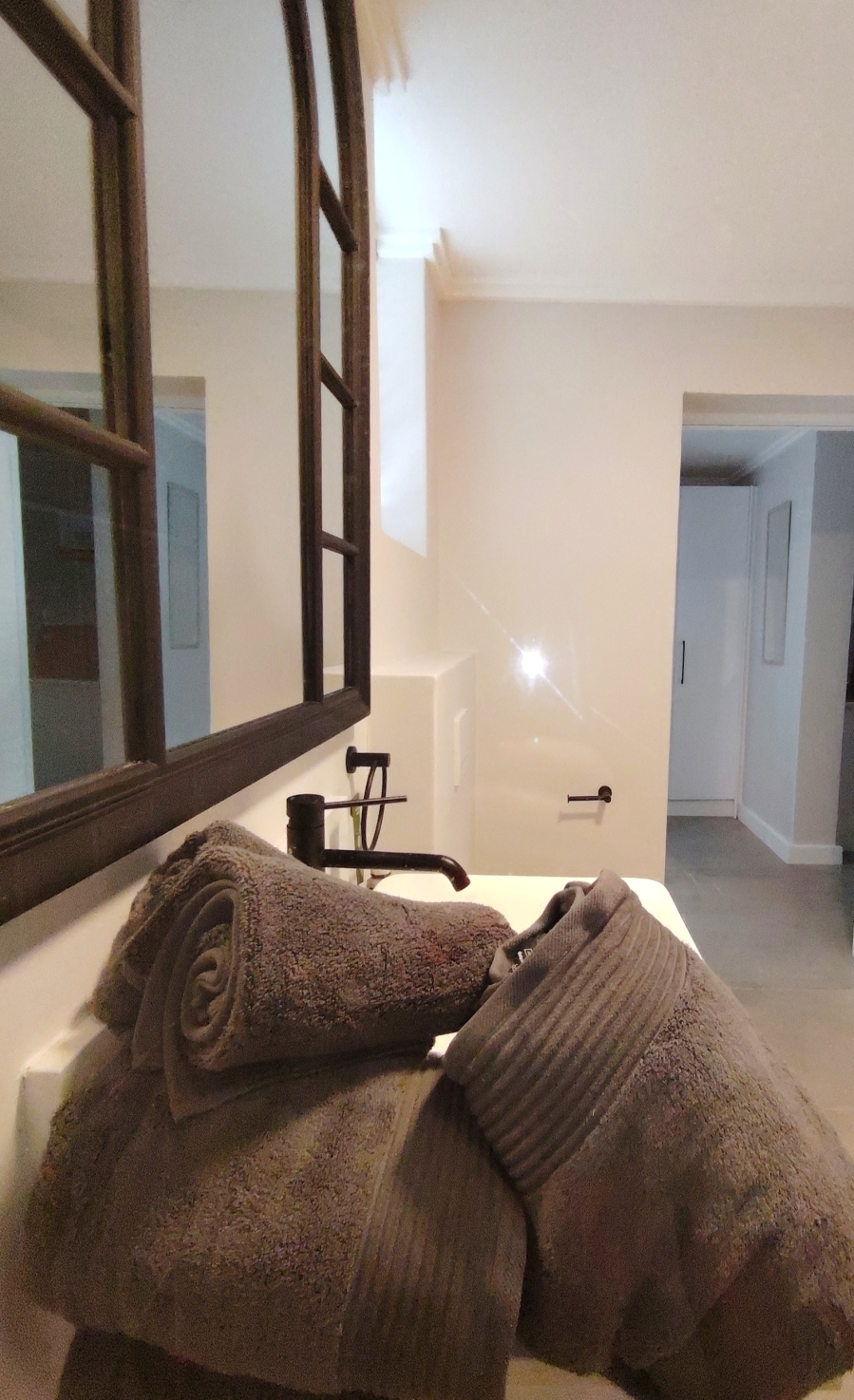 To Let 6 Bedroom Property for Rent in Brackenridge Western Cape